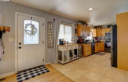 419 W 14TH ST, The Dalles, OR 97058