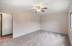663 Parker Street, Waterloo, IA 50703