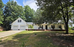 185 Greene 748 Road, Paragould, AR 72450