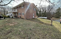 1333 Grace Ave, Clifton Forge, VA 24422