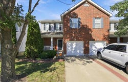 1224 SW Wysteria Drive, Lee's Summit, MO 64082
