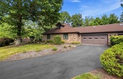 10097 Mansion Drive, McCandless, PA 15044
