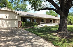 1702 E 12th, Winfield, KS 67156