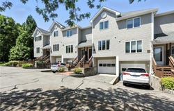 469 North Lane, Bristol, RI 02809