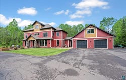 1753 Old North Shore Rd, Duluth, MN 55804