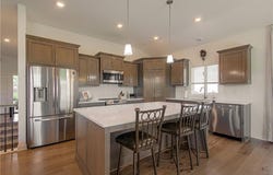 2108 NW Shamrock Avenue, Lee's Summit, MO 64081