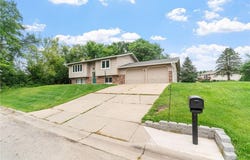 540 4th Street E, Wanamingo, MN 55983