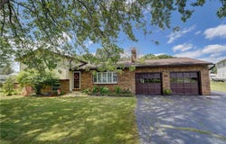 17 Mountbatten Street, Henrietta, NY 14623