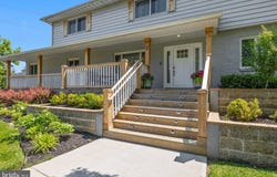 2 WOODFERN AVENUE, EWING, NJ 08628