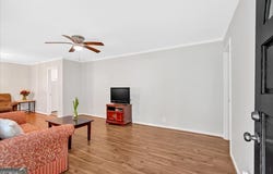 450 S Susan Creek, Stone Mountain, GA 30083