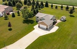 16895 739th Street, Hayfield, MN 55940