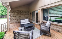 37516 N Laurel Park Drive, Livonia, MI 48152