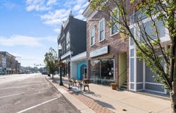 207 W Van Buren Street, Columbia City, IN 46725-2037