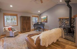 711 E Tyee Drive, Sisters, OR 97759