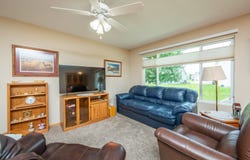168 SE Sweetgrass Lane, Pleasant Hill, IA 50327