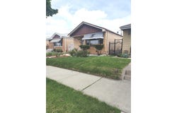 4331 S Homan Avenue, Chicago, IL 60632