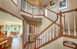 N53w15321 Balsam Dr, Menomonee Falls, WI 53051