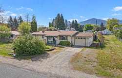 150 9TH AVE, KETTLE FALLS, WA 99141