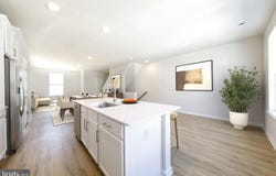 23 E CLEMENTON Road, GIBBSBORO, NJ 08026