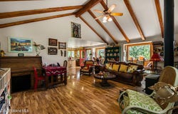 561 Geenen Rd, Cocolalla, ID 83813