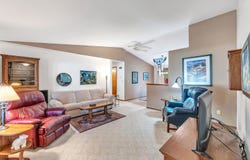 2254 LEDVINA Circle, GREEN BAY, WI 54313