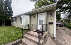 1618 Douglas Avenue, Ames, IA 50010