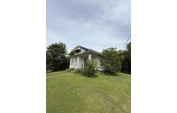 272 East East Center Street Street, Beattyville, KY 41311