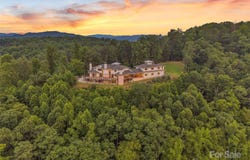 26 Bonnies Cove Trail, Mills River, NC 28759