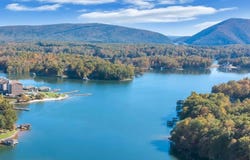 1273 Graves Harbor Trl, Huddleston, VA 24104