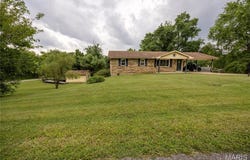 137 Valley Park Drive, Cape Girardeau, MO 63701