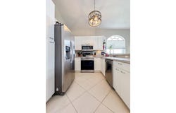 595 NW 159th Ln, Pembroke Pines, FL 33028