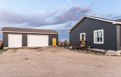 26 MERRIMAC Trail, Boulder, WY 82923