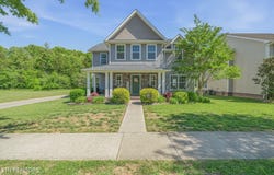 99 Fallberry St, Oak Ridge, TN 37830