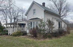 19750 Osborne Road, Lakeville, IN 46536-9510