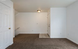 744 OREGON St, StHelens, OR 97051