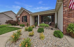 215 Bristol Drive, Troy, IL 62294