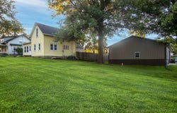 109 E Clanton Street, St Charles, IA 50240