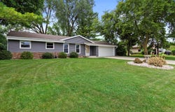 14255 W Glen Meadow Dr, New Berlin, WI 53151