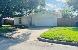 409 Bodart Lane, Fort Worth, TX 76108