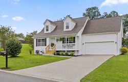 240 Farmingdale Place SE, Cleveland, TN 37323