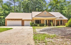 3516 N 5th Street, Ocean Springs, MS 39564