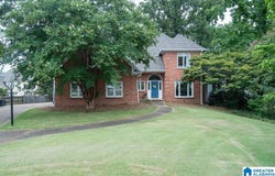 3204 HUNTINGTON COURT, HOOVER, AL 35226