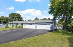 40 Murphy Drive, Cumberland, RI 02864