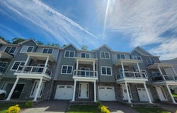 65 Halina Ln, Butler Boro, NJ 07405-1556