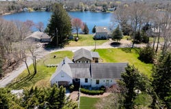 6 Scottsdale Road, Centerville, MA 02632