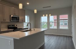 4875 Ludlow Lane, Troy, MI 48085