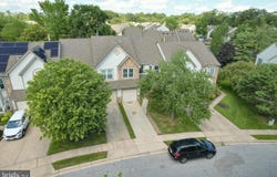 54 SANDHURST DR, MOUNT LAUREL, NJ 08054