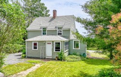 69 W Meadow Road, Rockland, ME 04841