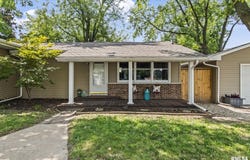 415 E SPRUCE Street, Chatham, IL 62629