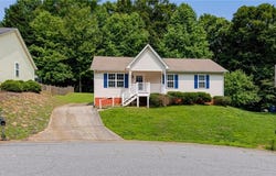 261 Williamsgate Court, Winston-Salem, NC 27107